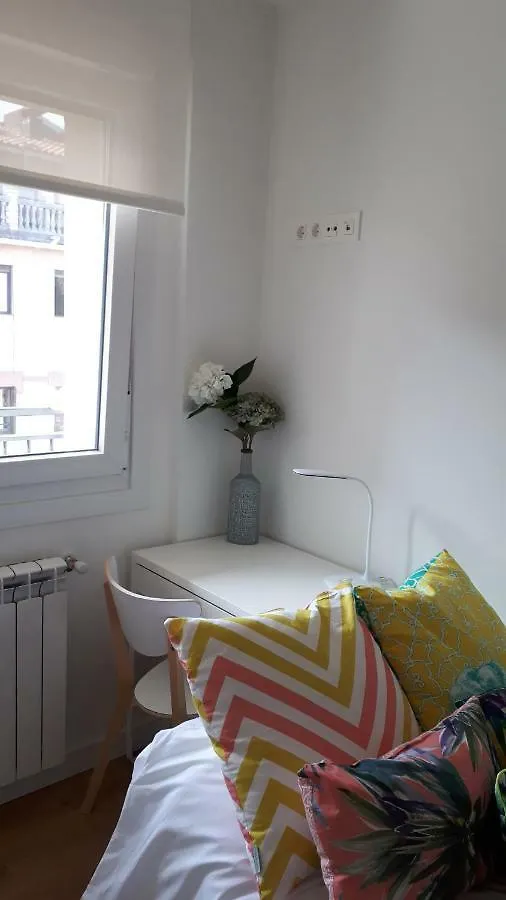Belle Egia - Free Parking Apartment San Sebastian Spain
